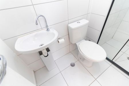 Apartamento para alugar com 42m², 2 quartos e sem vaga Apartamento para alugar com 42m², 2 quartos e sem vagaBanheiro