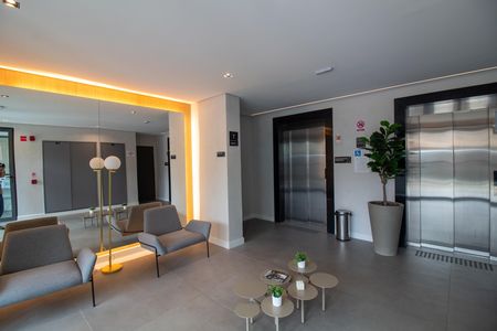 Apartamento para alugar com 38m², 1 quarto e 1 vaga Apartamento para alugar com 38m², 1 quarto e 1 vagaHall Social