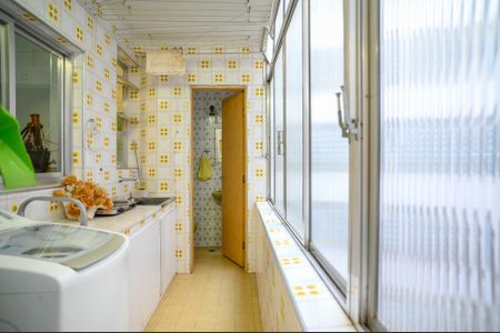 Apartamento à venda com 120m², 3 quartos e 1 vagaÁrea de Serviço