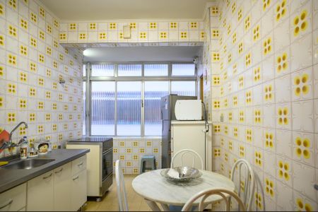 Apartamento à venda com 120m², 3 quartos e 1 vagaCozinha