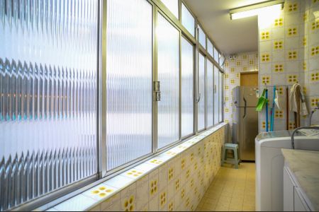 Apartamento à venda com 120m², 3 quartos e 1 vagaÁrea de Serviço