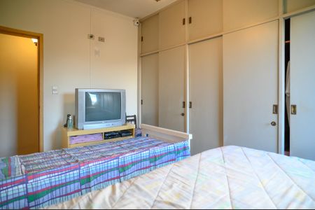 Apartamento à venda com 120m², 3 quartos e 1 vagaQuarto 2