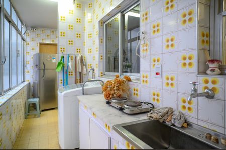 Apartamento à venda com 120m², 3 quartos e 1 vagaÁrea de Serviço