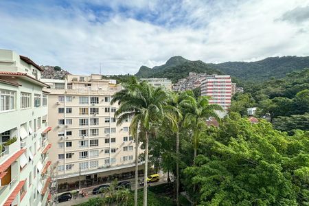 Apartamento à venda com 110m², 2 quartos e 1 vagaSala