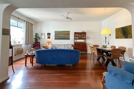 Apartamento à venda com 110m², 2 quartos e 1 vagaSala