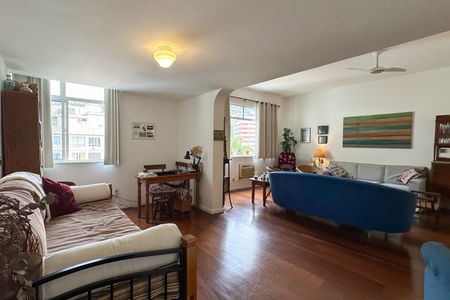 Apartamento à venda com 110m², 2 quartos e 1 vagaSala