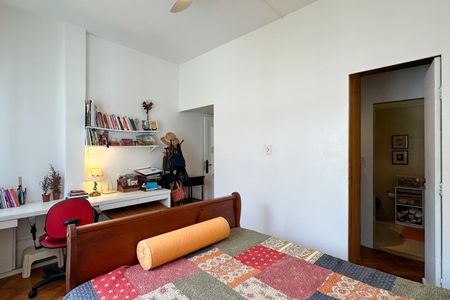 Apartamento à venda com 110m², 2 quartos e 1 vagaSuíte