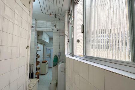 Apartamento à venda com 110m², 2 quartos e 1 vagaÁrea de Serviço