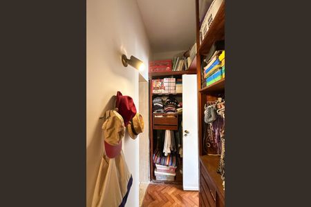 Apartamento à venda com 110m², 2 quartos e 1 vagaSuíte