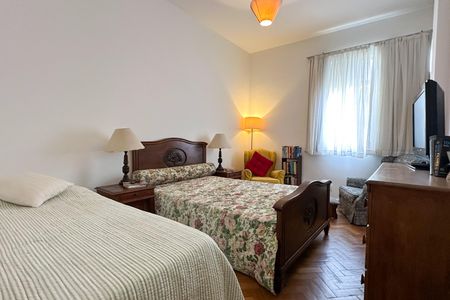 Apartamento à venda com 110m², 2 quartos e 1 vagaQuarto