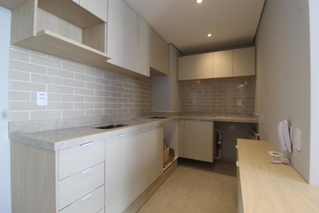 Apartamento para alugar com 40m², 2 quartos e 1 vagaSala/Cozinha