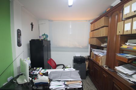 Casa à venda com 349m², 5 quartos e 6 vagasÁrea de Serviço - Quarto 3