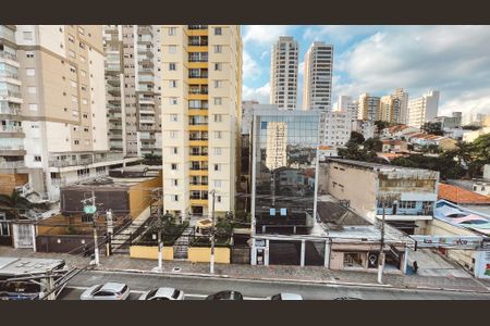 Apartamento à venda com 41m², 1 quarto e 1 vaga Apartamento à venda com 41m², 1 quarto e 1 vagaVaranda