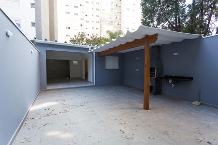 Casa para alugar com 350m², 3 quartos e 4 vagasÁrea comum - Churrasqueira