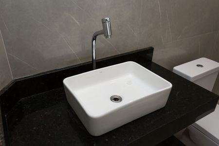 Casa para alugar com 350m², 3 quartos e 4 vagasBanheiro da Suíte 1