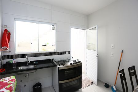Casa à venda com 88m², 2 quartos e 2 vagasCozinha