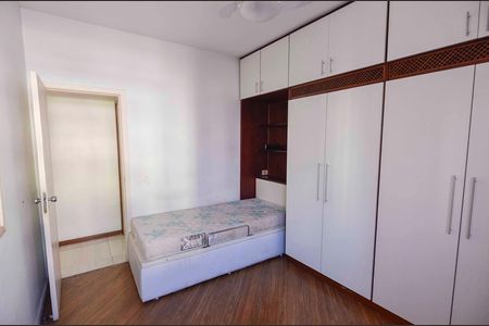 Apartamento à venda com 98m², 3 quartos e 2 vagas Apartamento à venda com 98m², 3 quartos e 2 vagasQuarto 2