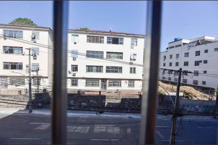 Apartamento à venda com 98m², 3 quartos e 2 vagas Apartamento à venda com 98m², 3 quartos e 2 vagasQuarto 2