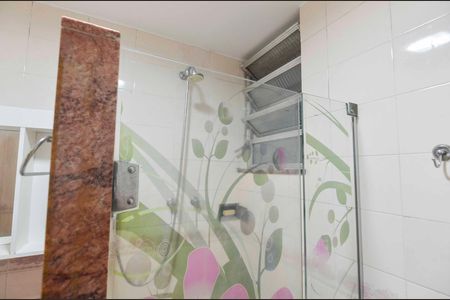 Apartamento à venda com 98m², 3 quartos e 2 vagas Apartamento à venda com 98m², 3 quartos e 2 vagasBanheiro Social