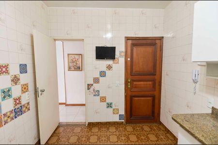Apartamento à venda com 98m², 3 quartos e 2 vagas Apartamento à venda com 98m², 3 quartos e 2 vagasCozinha
