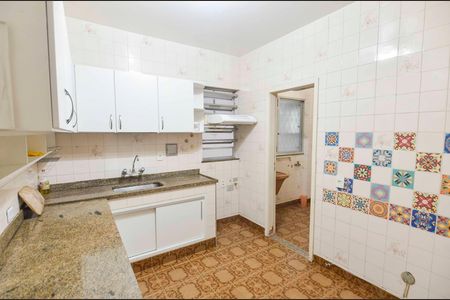 Apartamento à venda com 98m², 3 quartos e 2 vagas Apartamento à venda com 98m², 3 quartos e 2 vagasCozinha