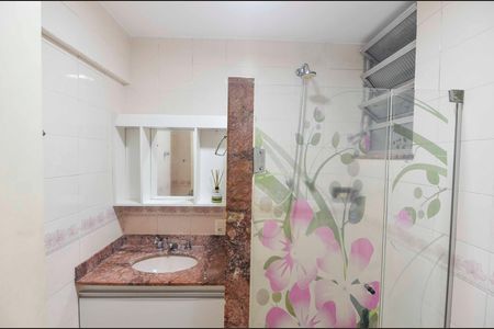 Apartamento à venda com 98m², 3 quartos e 2 vagas Apartamento à venda com 98m², 3 quartos e 2 vagasBanheiro Social