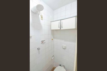 Apartamento à venda com 98m², 3 quartos e 2 vagas Apartamento à venda com 98m², 3 quartos e 2 vagasBanheiro de Serviço