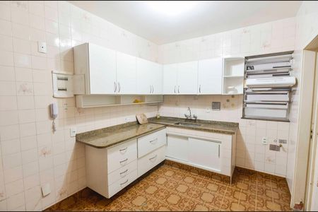 Apartamento à venda com 98m², 3 quartos e 2 vagas Apartamento à venda com 98m², 3 quartos e 2 vagasCozinha