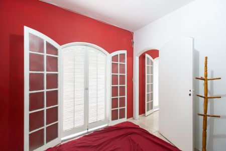 Casa para alugar com 100m², 2 quartos e 2 vagasQuarto 1