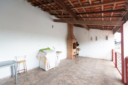 Casa para alugar com 100m², 2 quartos e 2 vagasÁrea de Serviço 