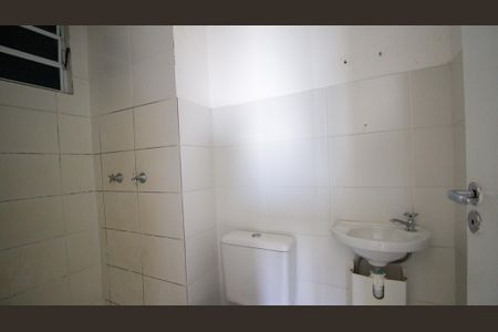 Apartamento para alugar com 60m², 2 quartos e sem vagaBanheiro
