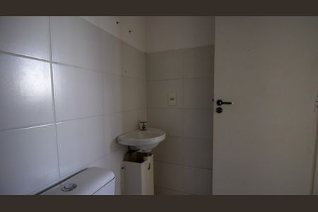 Apartamento para alugar com 60m², 2 quartos e sem vagaBanheiro