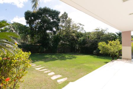 Casa à venda com 607m², 5 quartos e 10 vagasVaranda Quartos