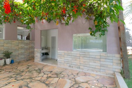 Casa à venda com 607m², 5 quartos e 10 vagasSauna