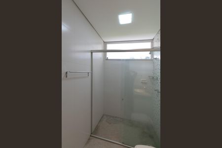 Casa à venda com 607m², 5 quartos e 10 vagasBanheiro Social