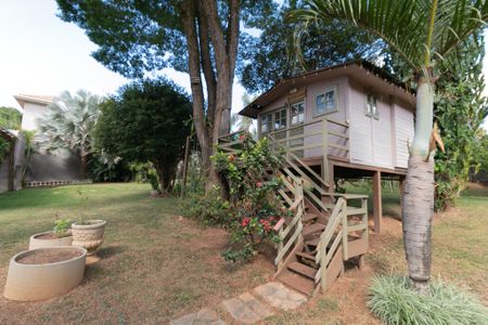 Casa à venda com 607m², 5 quartos e 10 vagasÁrea Externa