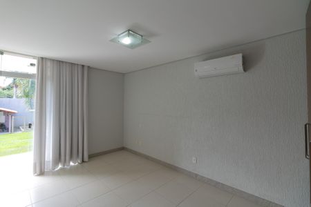 Casa à venda com 607m², 5 quartos e 10 vagasQuarto 3