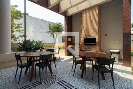 Apartamento à venda com 105m², 2 quartos e 3 vagasChurrasqueira