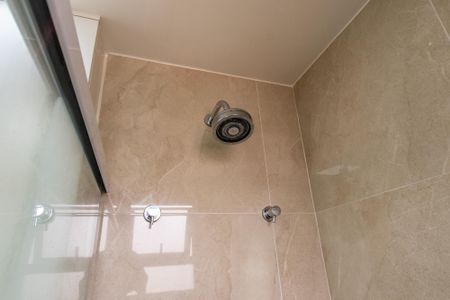 Apartamento à venda com 105m², 2 quartos e 3 vagasBanheiro da suíte 2