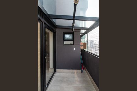 Apartamento à venda com 105m², 2 quartos e 3 vagasVaranda 2