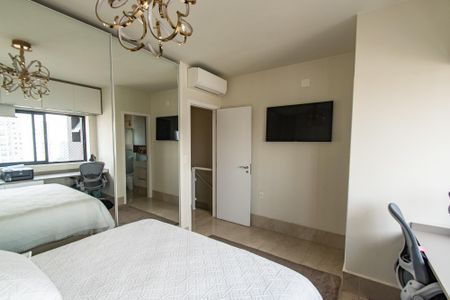 Apartamento à venda com 105m², 2 quartos e 3 vagasSuíte 2