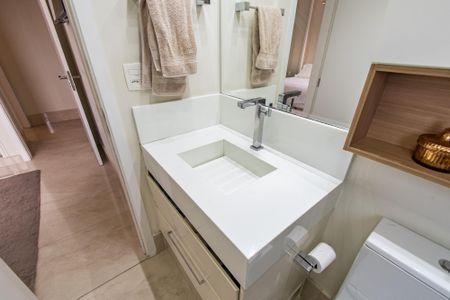 Apartamento à venda com 105m², 2 quartos e 3 vagasBanheiro da suíte 2