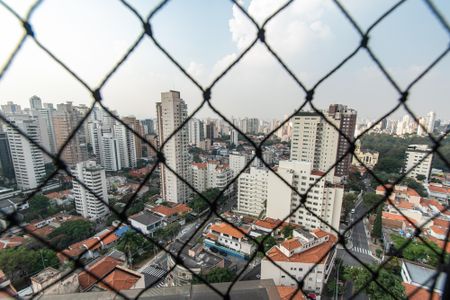 Apartamento à venda com 105m², 2 quartos e 3 vagasVista da suíte 2