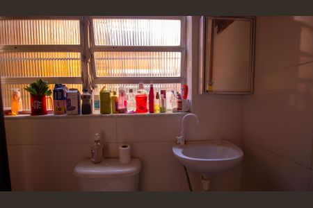 Casa à venda com 2100m², 5 quartos e 2 vagas Casa à venda com 2100m², 5 quartos e 2 vagas Edícula / Banheiro