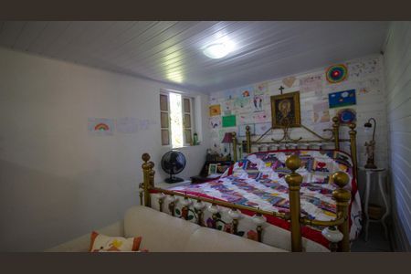 Casa à venda com 2100m², 5 quartos e 2 vagas Casa à venda com 2100m², 5 quartos e 2 vagasQuarto 1