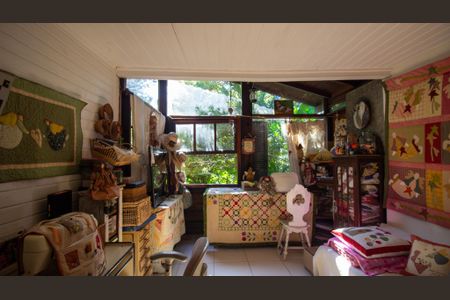 Casa à venda com 2100m², 5 quartos e 2 vagas Casa à venda com 2100m², 5 quartos e 2 vagasQuarto 2