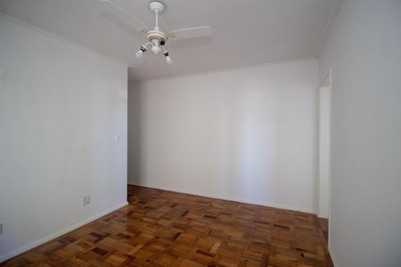 Apartamento para alugar com 42m², 1 quarto e 1 vaga Apartamento para alugar com 42m², 1 quarto e 1 vagaSala