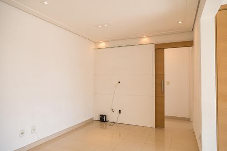 Apartamento para alugar com 65m², 2 quartos e 1 vagaSala