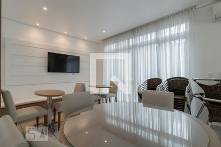 Apartamento para alugar com 65m², 2 quartos e 1 vagaÁrea Comum