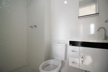 Apartamento à venda com 35m², 2 quartos e sem vaga Apartamento à venda com 35m², 2 quartos e sem vagaBanheiro Social